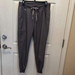 Figs Women's Jogger Track Pants in Charcoal Gray